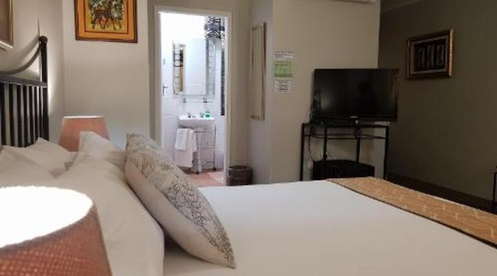 Aandbloem Guest House