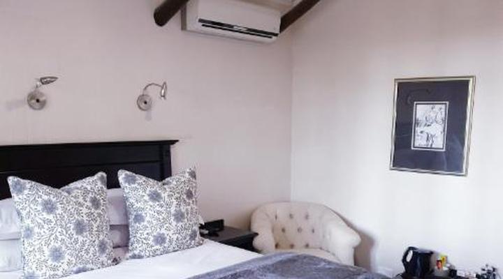 Haggards Hilldrop B & B