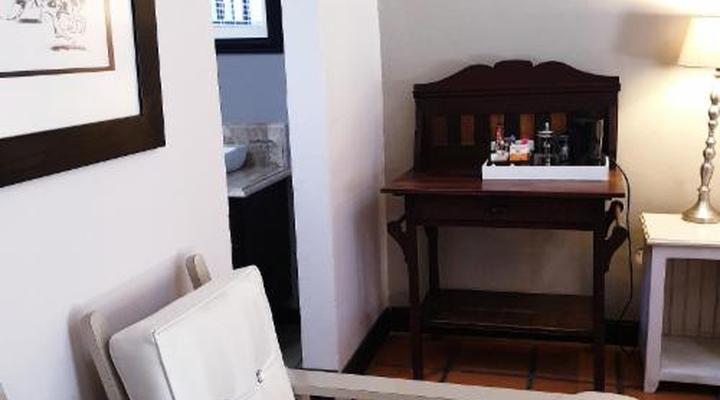 Haggards Hilldrop B & B