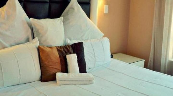 Visit Vakasha Guest Lodge 1