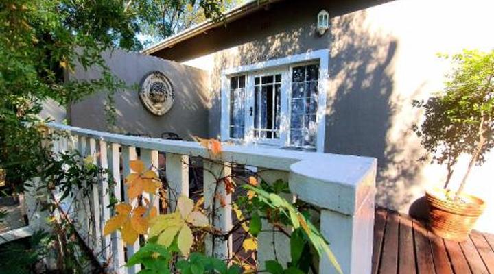 Waterhouse Guest Lodge - Bourke Street