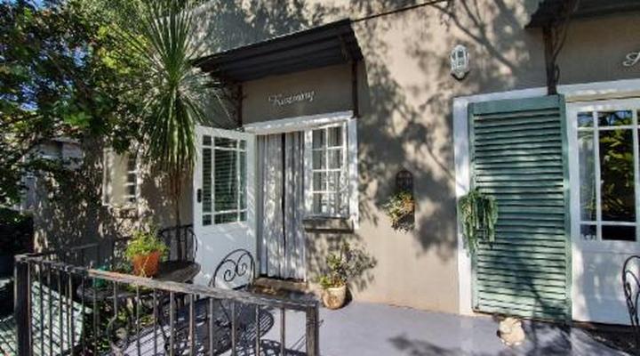 Waterhouse Guest Lodge - Bourke Street