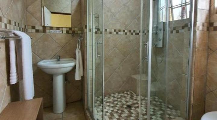 Mannah Executive Guest Lodge