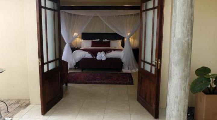 The Moon and Sixpence