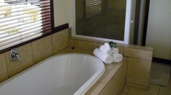 The Moon and Sixpence