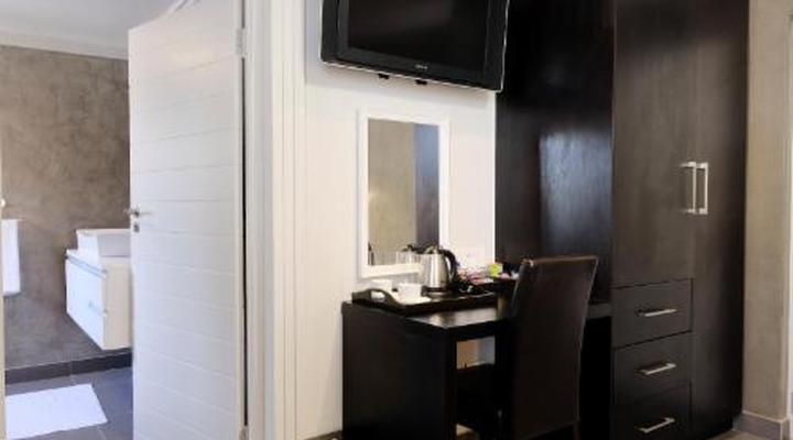 Villa Moyal Executive Apartment and Suites