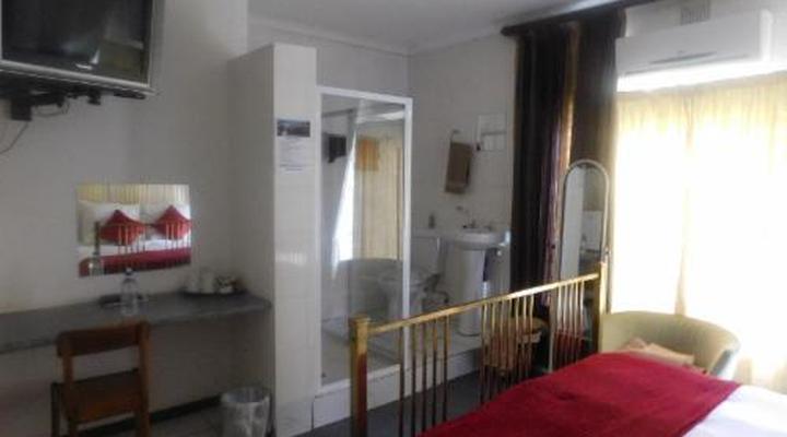 Fourie Street 199 Bed and Breakfast