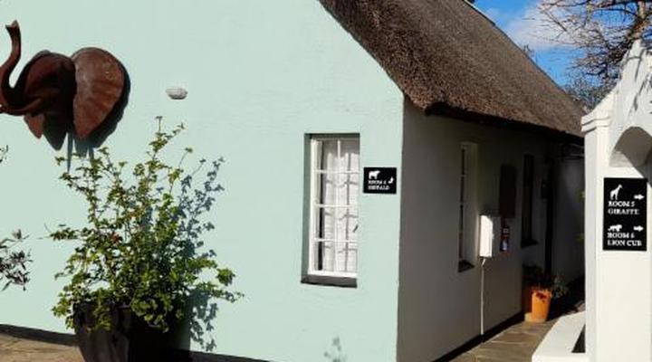 Easy Five Guest House