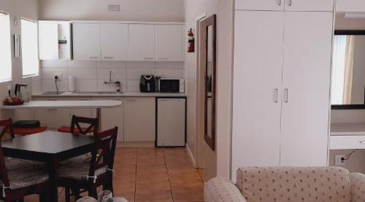 Easy Five Guest House