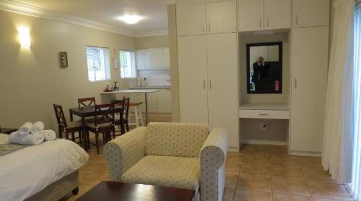 Easy Five Guest House