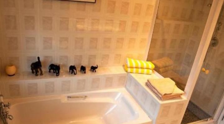 Easy Five Guest House