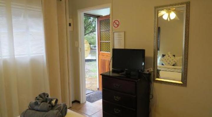 Easy Five Guest House