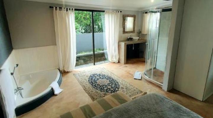 Midlands Inverness Cottages