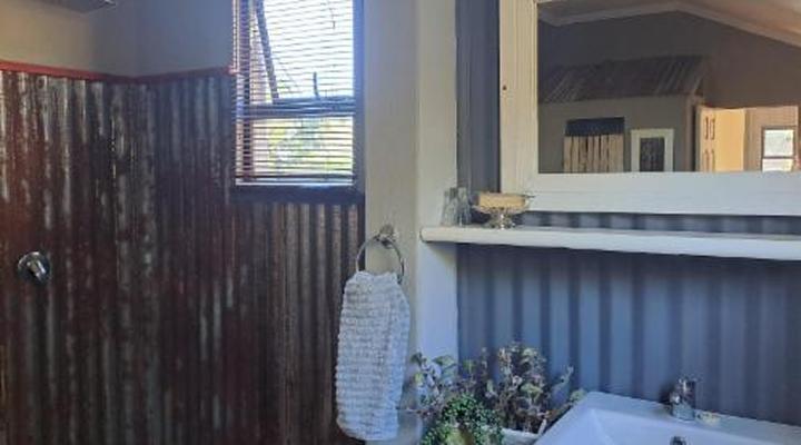 Midlands Inverness Cottages