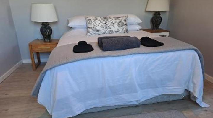 Midlands Inverness Cottages