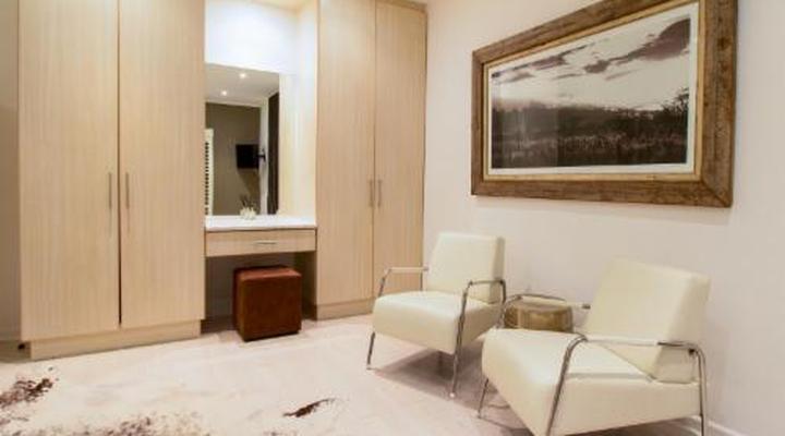 Cambalala Guest House