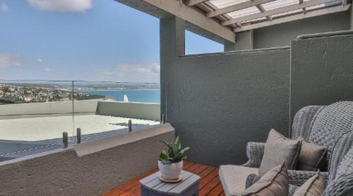 3 Colours Blue Guest House