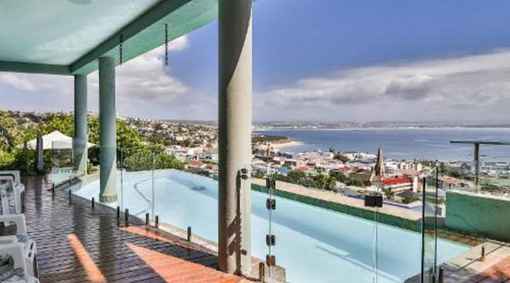 3 Colours Blue Guest House