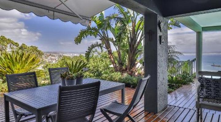 3 Colours Blue Guest House