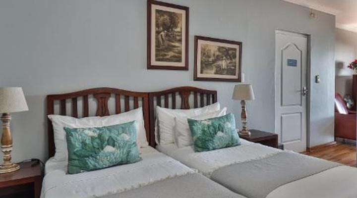 3 Colours Blue Guest House