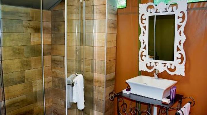 La Montagne Guest Lodge