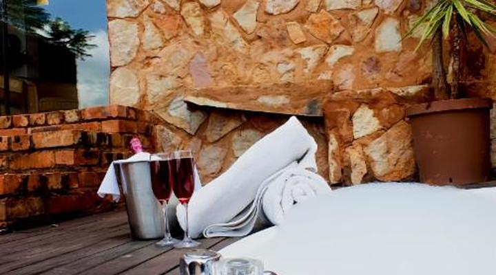 La Montagne Guest Lodge