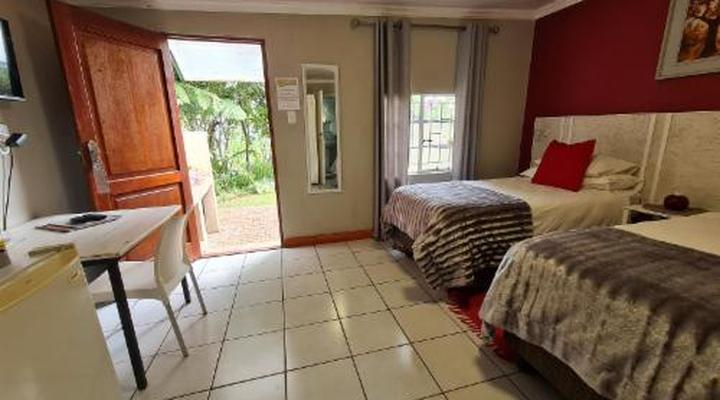 La Luna @ Misty Mountains