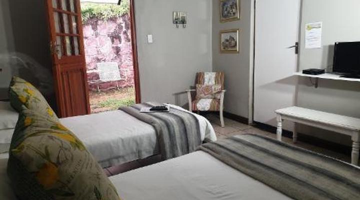 La Luna @ Misty Mountains