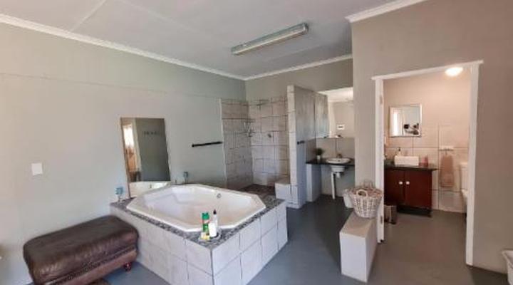 La Luna @ Misty Mountains