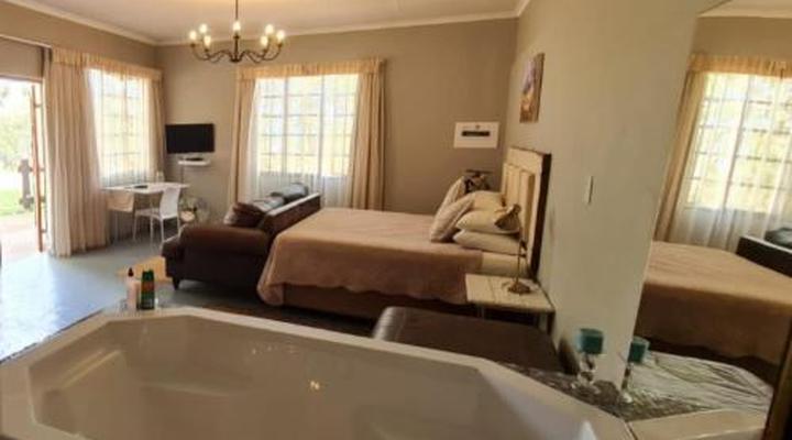 La Luna @ Misty Mountains