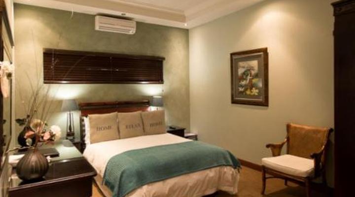 Lazy Lizard Guest House