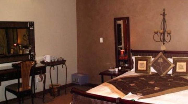 Lazy Lizard Guest House