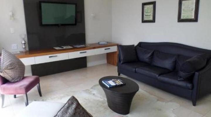 Isango Gate Boutique Hotel