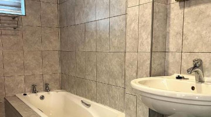 Goulden Street Guest House