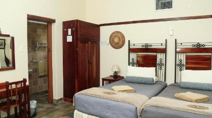 Woodlands Stop Over and Lodge