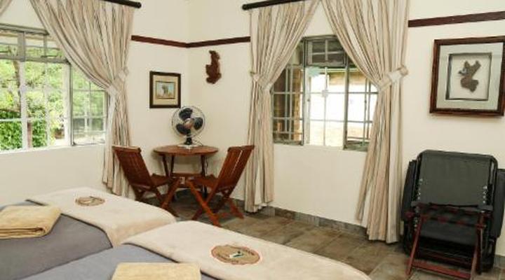 Woodlands Stop Over and Lodge