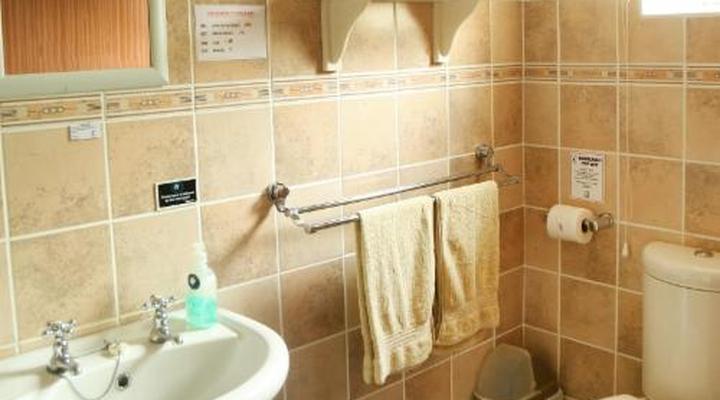 Woodlands Stop Over and Lodge