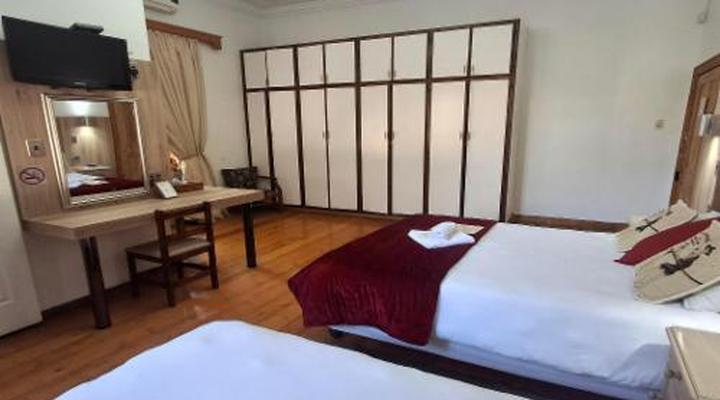 Castello Guest House