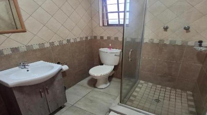 Castello Guest House