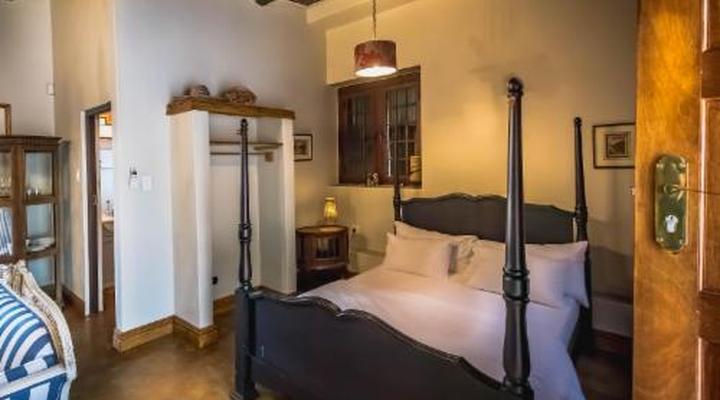 De Leeuwenhof Estate