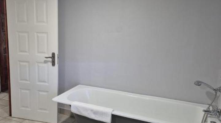 BassFeather Country Lodge