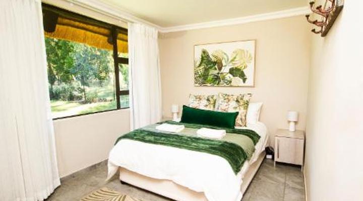 BassFeather Country Lodge