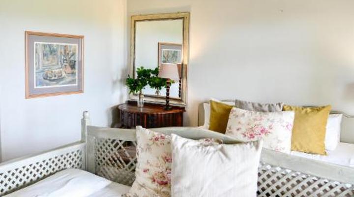 The Knoll Guest Farm