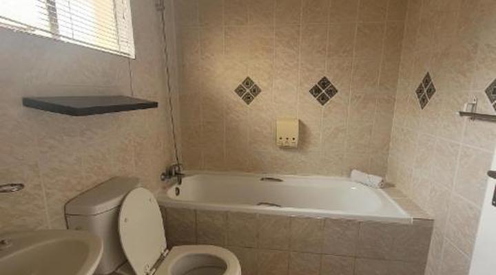 Molopo Naledi Guest Lodge