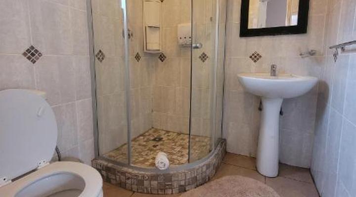 Molopo Naledi Guest Lodge