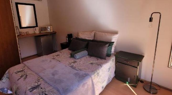 Molopo Naledi Guest Lodge