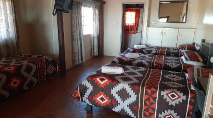 Kalahari Monate Lodge and Camping