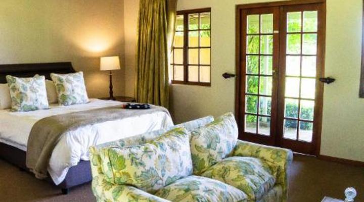 Halliwell Country Inn