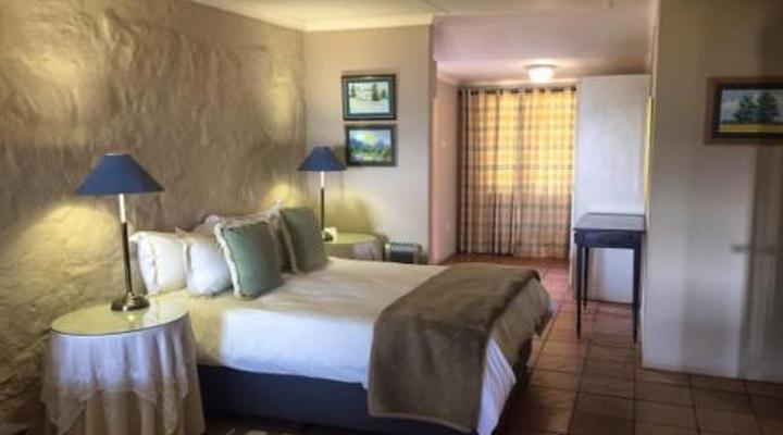 Halliwell Country Inn