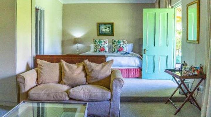 Halliwell Country Inn